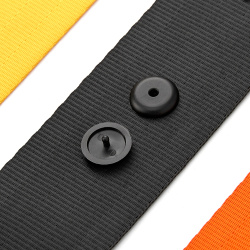 Фиксатор на ремень безопастности (черный)_1